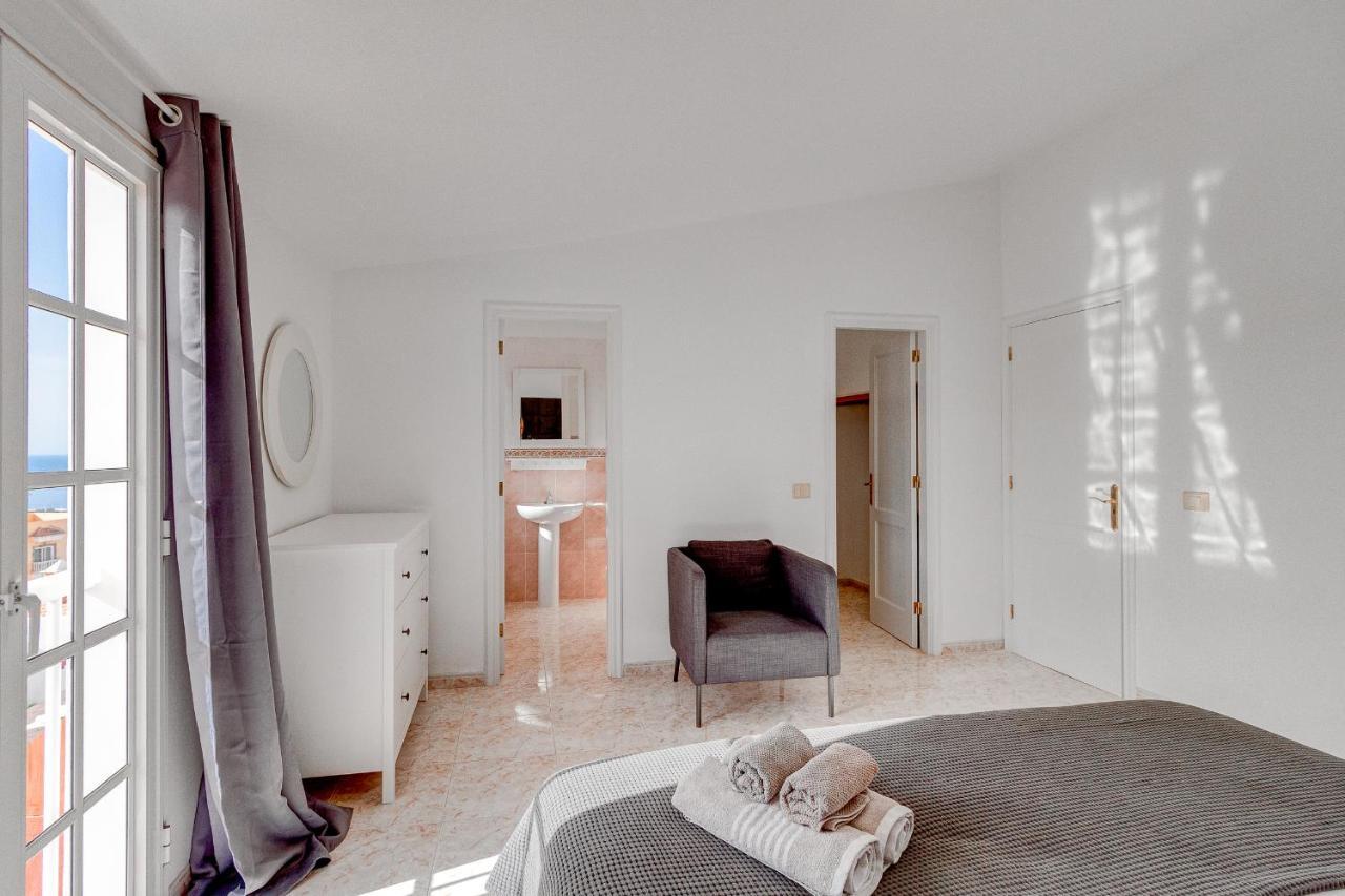 Bonita Casa Nina Con Jacuzzi By Paramount Holidays Playa de San Juan  Exteriör bild